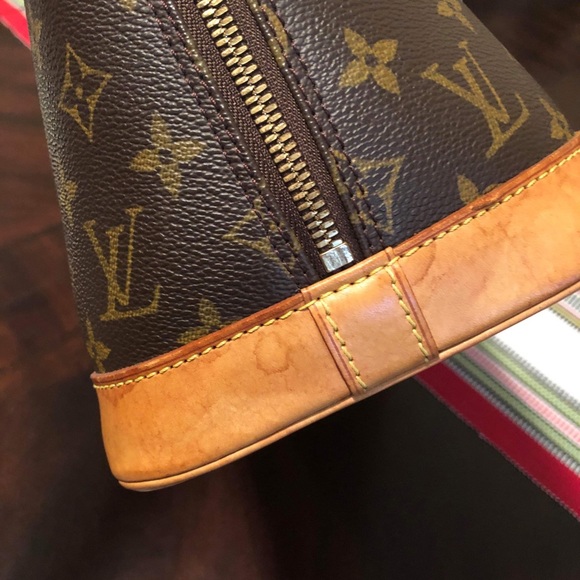 Authentic LV Alma - Picture 5 of 6